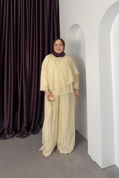 Lia Takım Sarı