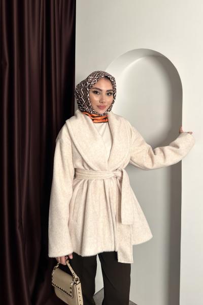 Angora Kuşaklı Kaban Ekru